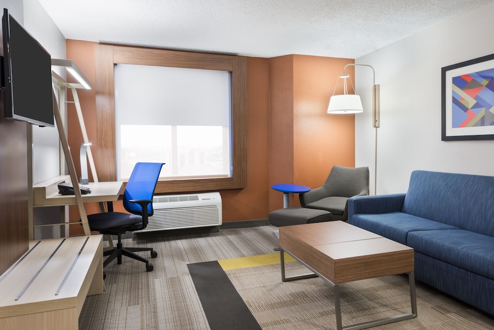 holiday inn express and suites nearest universal orlando by ihg