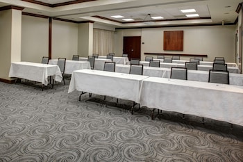 hampton inn and suites lake mary at colonial townpark