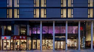 the westminster london curio collection by hilton
