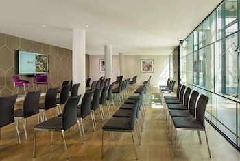 the westminster london curio collection by hilton