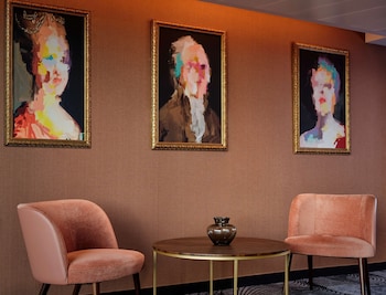 the westminster london curio collection by hilton