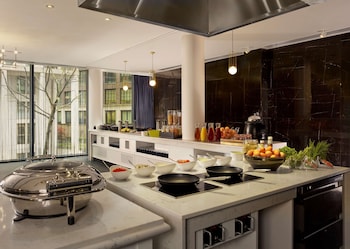 the westminster london curio collection by hilton