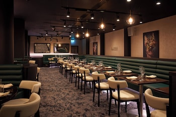 the westminster london curio collection by hilton