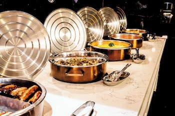 the westminster london curio collection by hilton