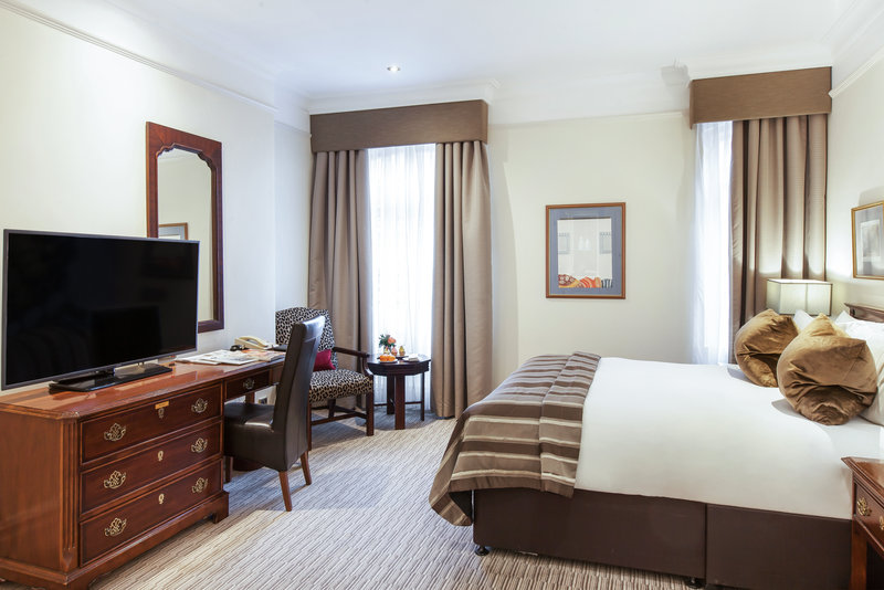 st james court a taj hotel london