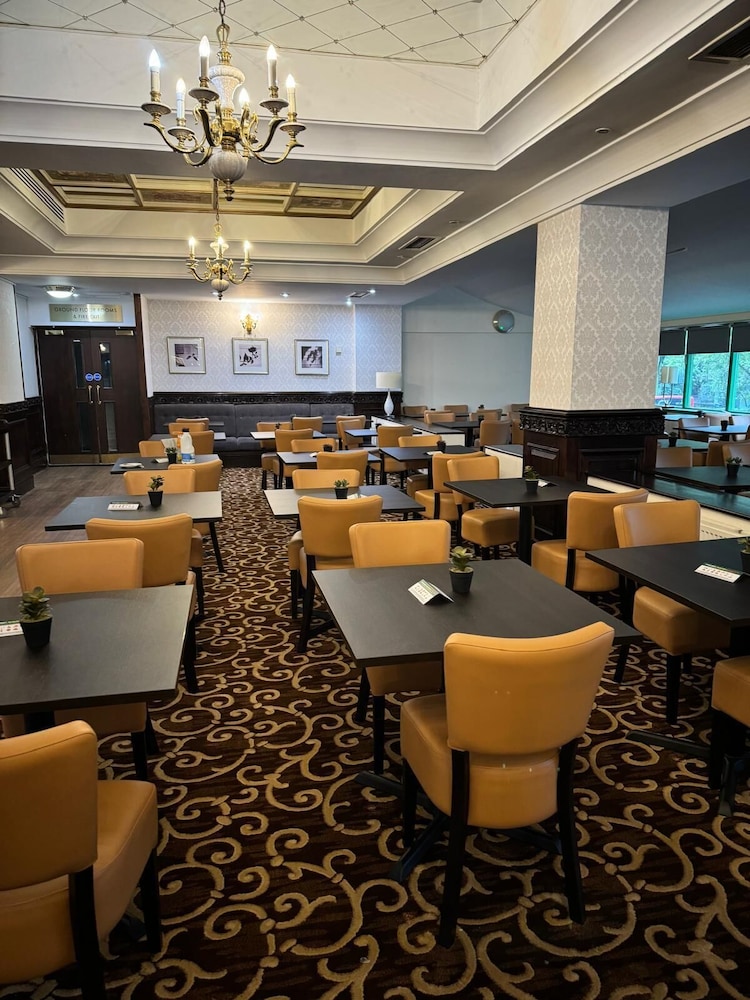 hampstead britannia hotel