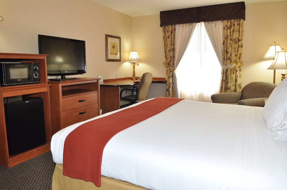 holiday inn express las vegas nellis by ihg