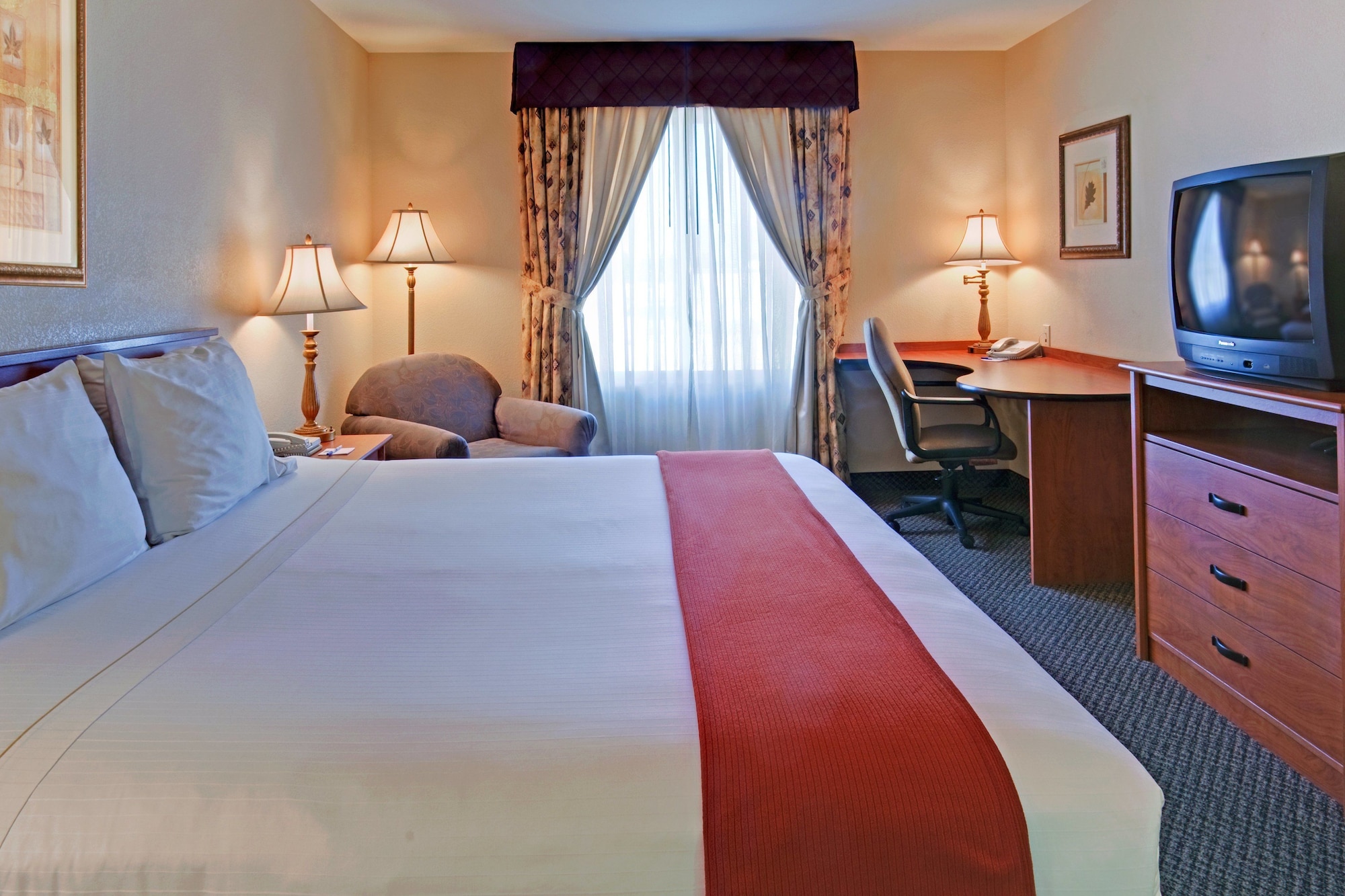 holiday inn express las vegas nellis by ihg
