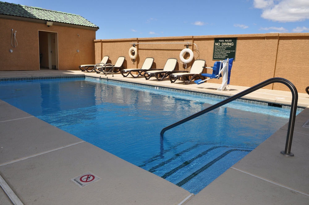 holiday inn express las vegas nellis by ihg