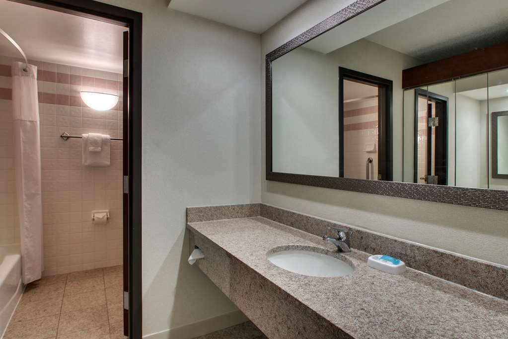 drury inn and suites evansville east