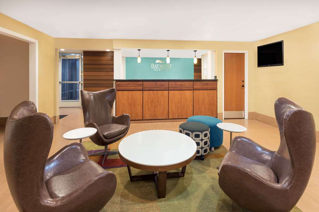 baymont by wyndham savannah midtown