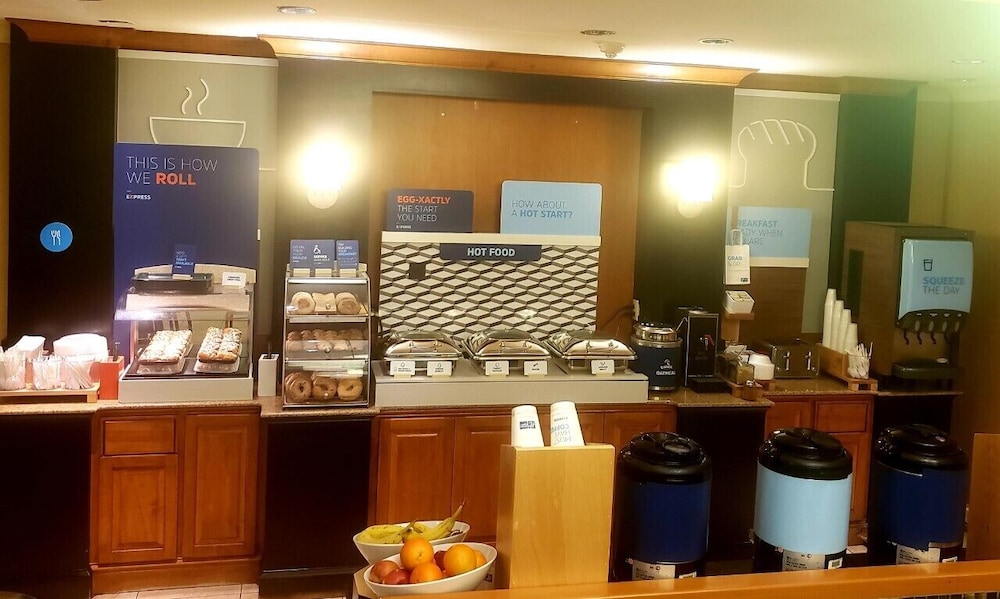 holiday inn express bluffton at hilton head area by ihg