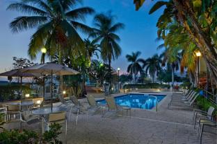 fairfield inn and suites by marriott boca raton