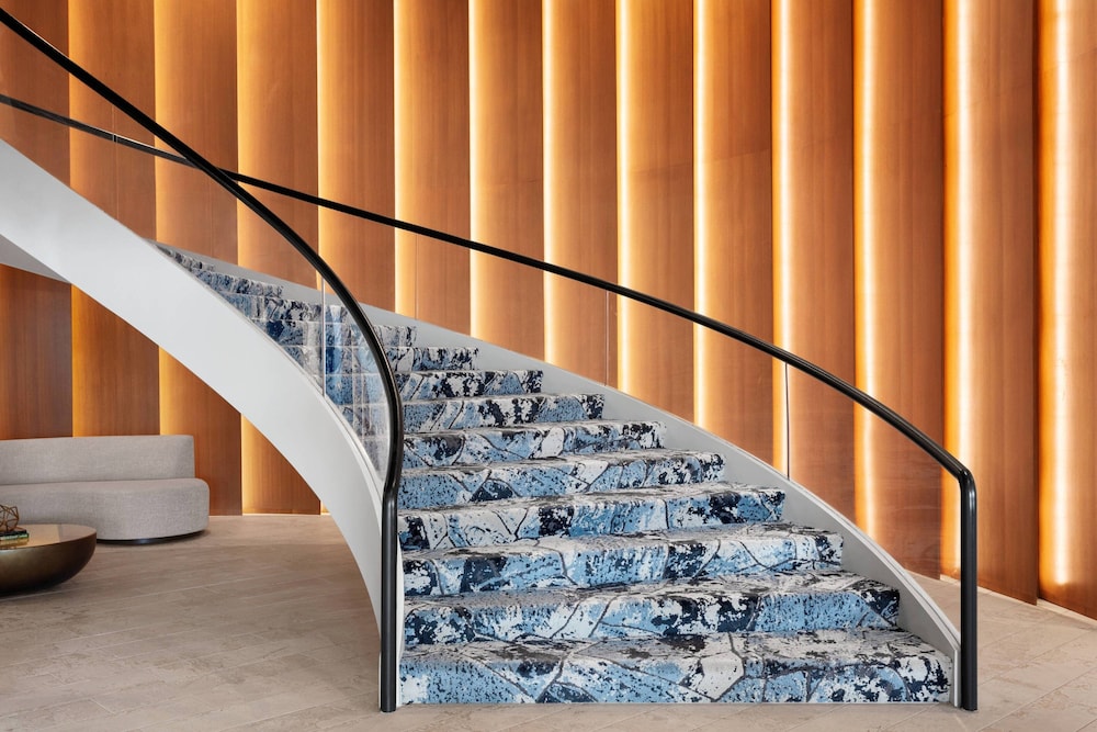 Delta Hotels By Marriott Virginia Beach Waterfront,Virginia Beach>>Norfolk,4 star