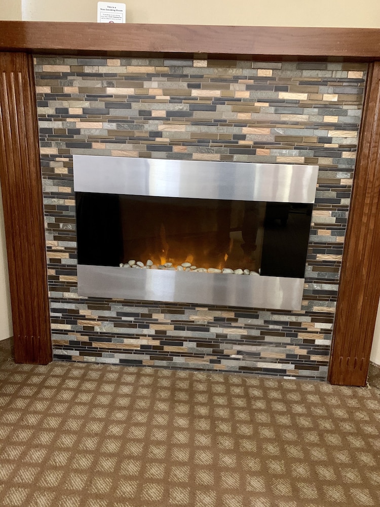 quality inn and suites hendersonville flat rock