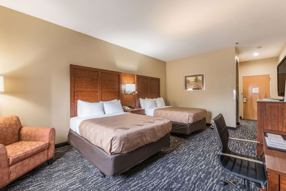 quality inn and suites hendersonville flat rock