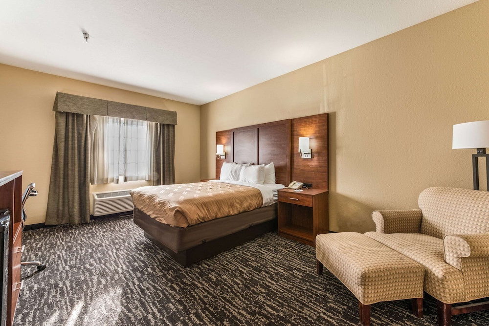 quality inn and suites hendersonville flat rock