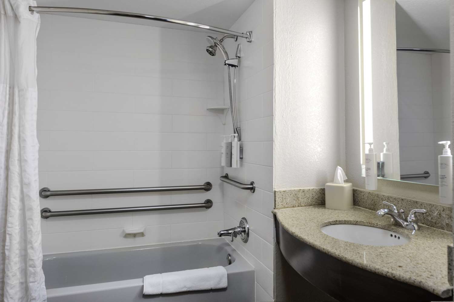 hilton garden inn sarasota bradenton airport
