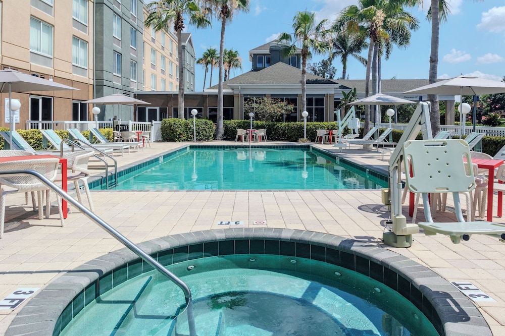 hilton garden inn sarasota bradenton airport