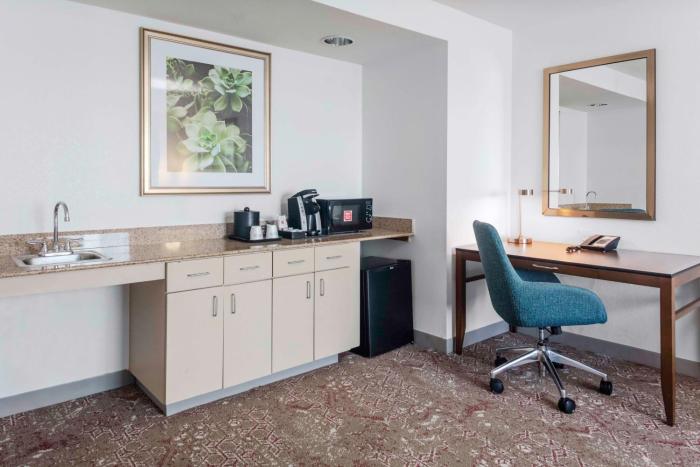 hilton garden inn sarasota bradenton airport