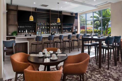 hilton garden inn sarasota bradenton airport