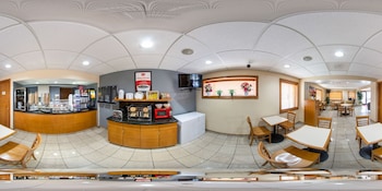 econolodge inn and suites