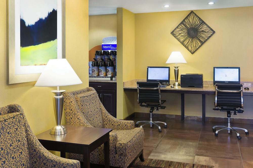 holiday inn express and suites sandy south salt la