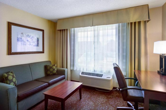 holiday inn express and suites sandy south salt la