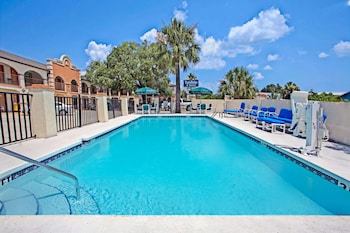 travelodge by wyndham hotel and cottages st augustine historic