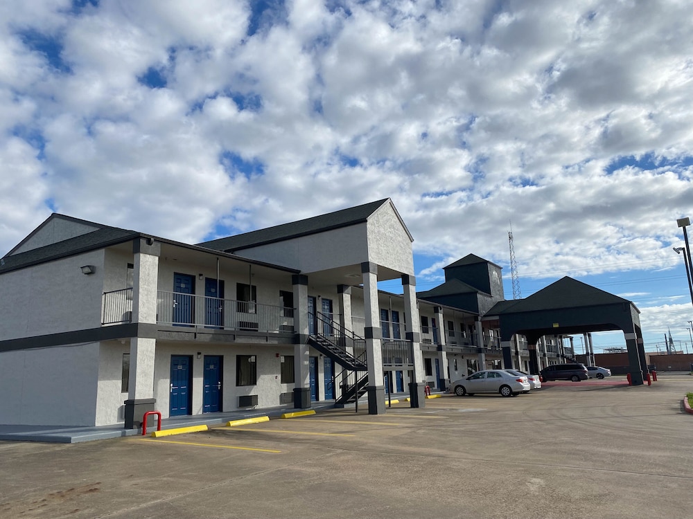 Studio 6 Texas City, Tx,La Marque>>Galveston,2 star