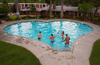 Cove Haven Resort - Adults Only,Lakeville>>Dickson City,4 star