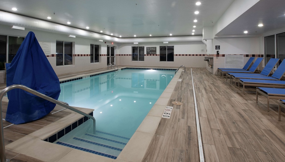 hampton inn and suites williamsburg richmond rd
