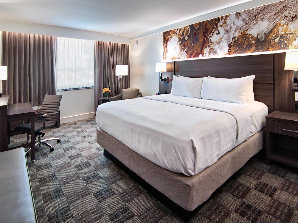 crowne plaza executive center baton rouge by ihg