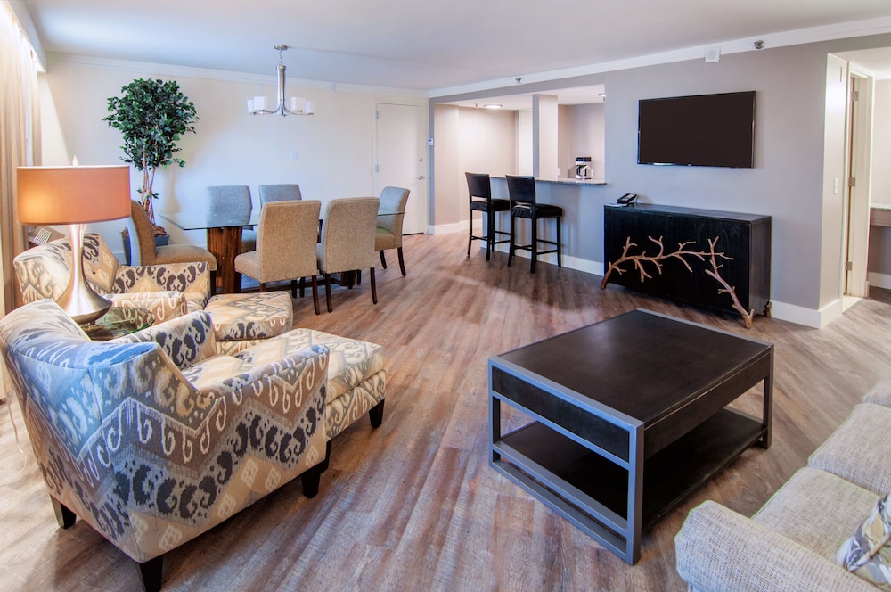 crowne plaza executive center baton rouge by ihg