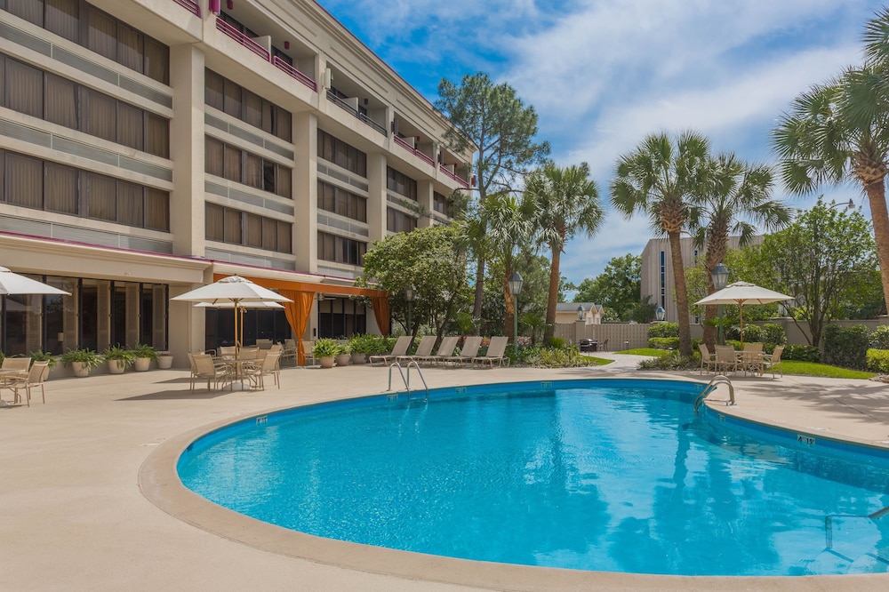 crowne plaza executive center baton rouge by ihg