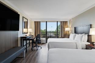 crowne plaza executive center baton rouge by ihg
