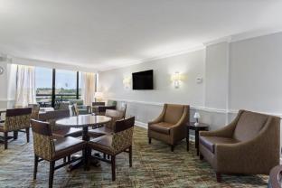 crowne plaza executive center baton rouge by ihg