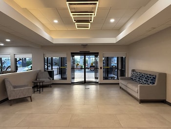 Quality Inn & Suites Baton Rouge West - Port Allen,East Baton Rouge Parish>>Baton Rouge,3 star