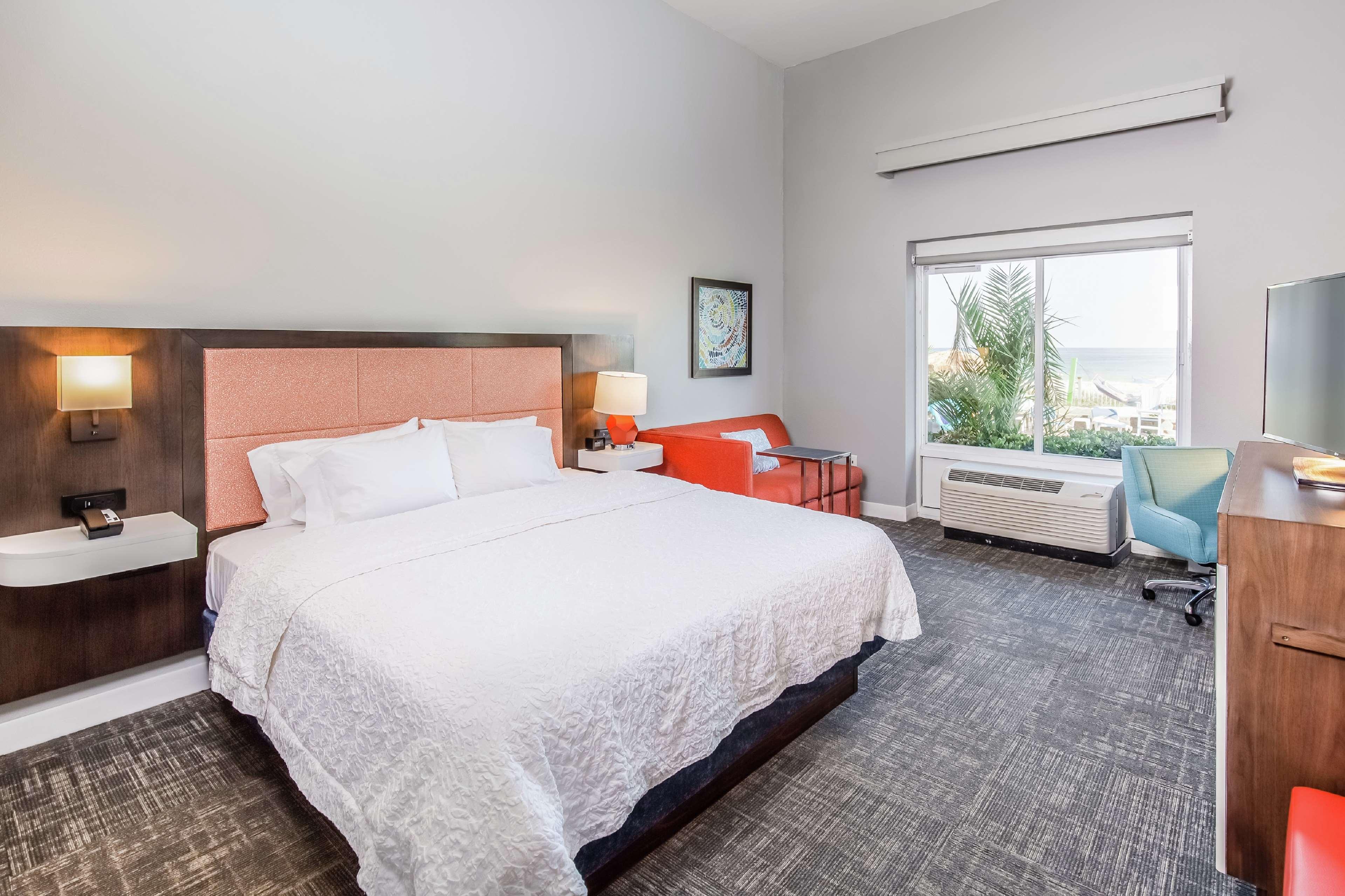 hampton inn pensacola beach