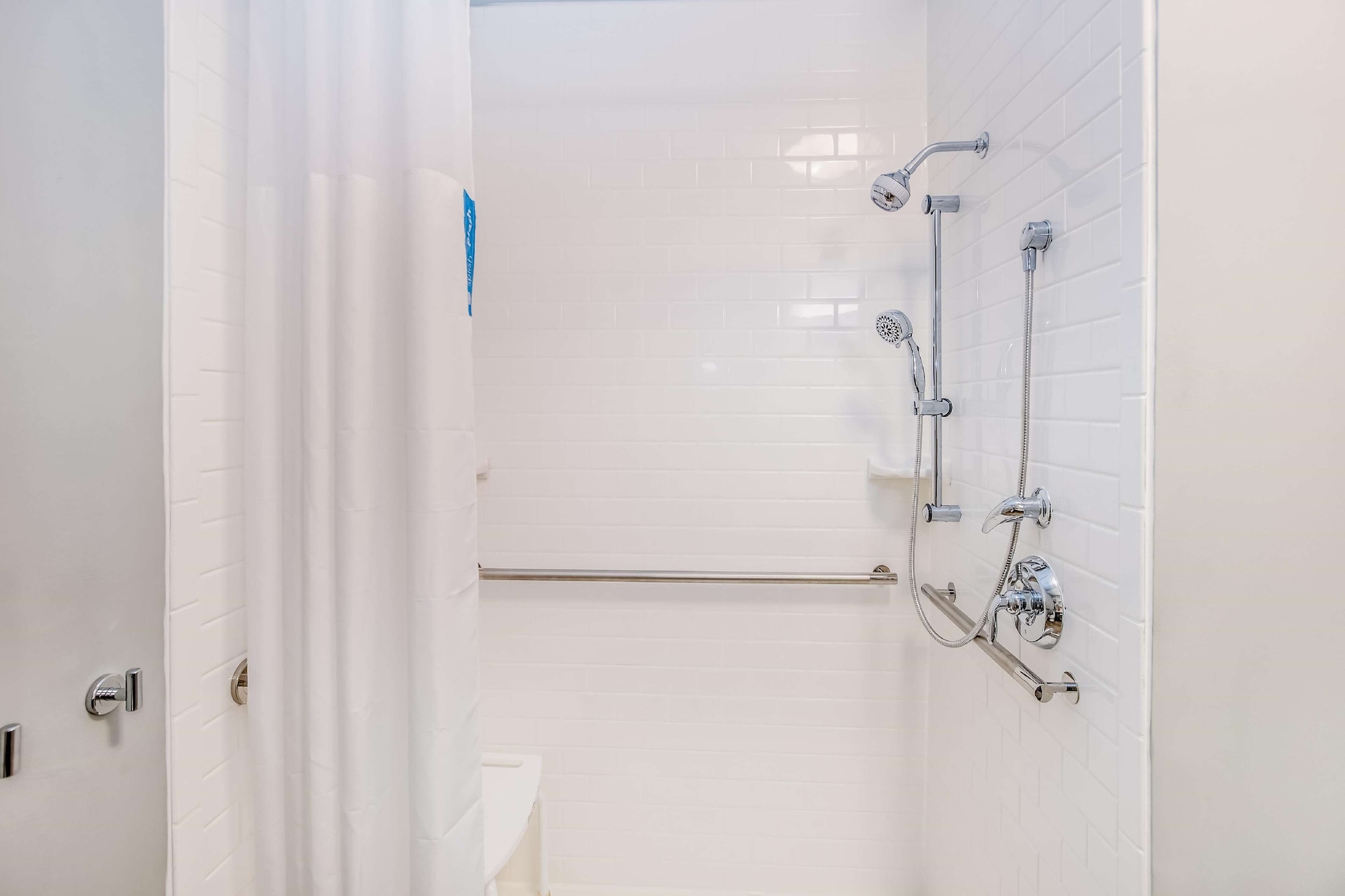 hampton inn pensacola beach