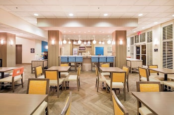 Hampton Inn Pensacola Beach,Pensacola>>Gulf Breeze,3 star