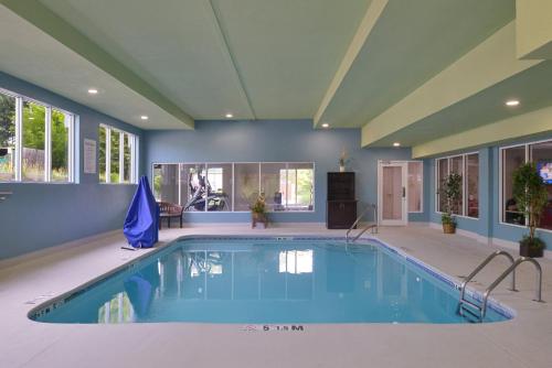 holiday inn express and suites chattanooga east ridge by ihg