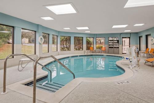 holiday inn express hershey harrisburg area by ihg