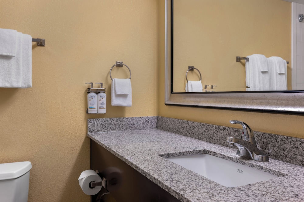 holiday inn express tallahassee i 10 e by ihg