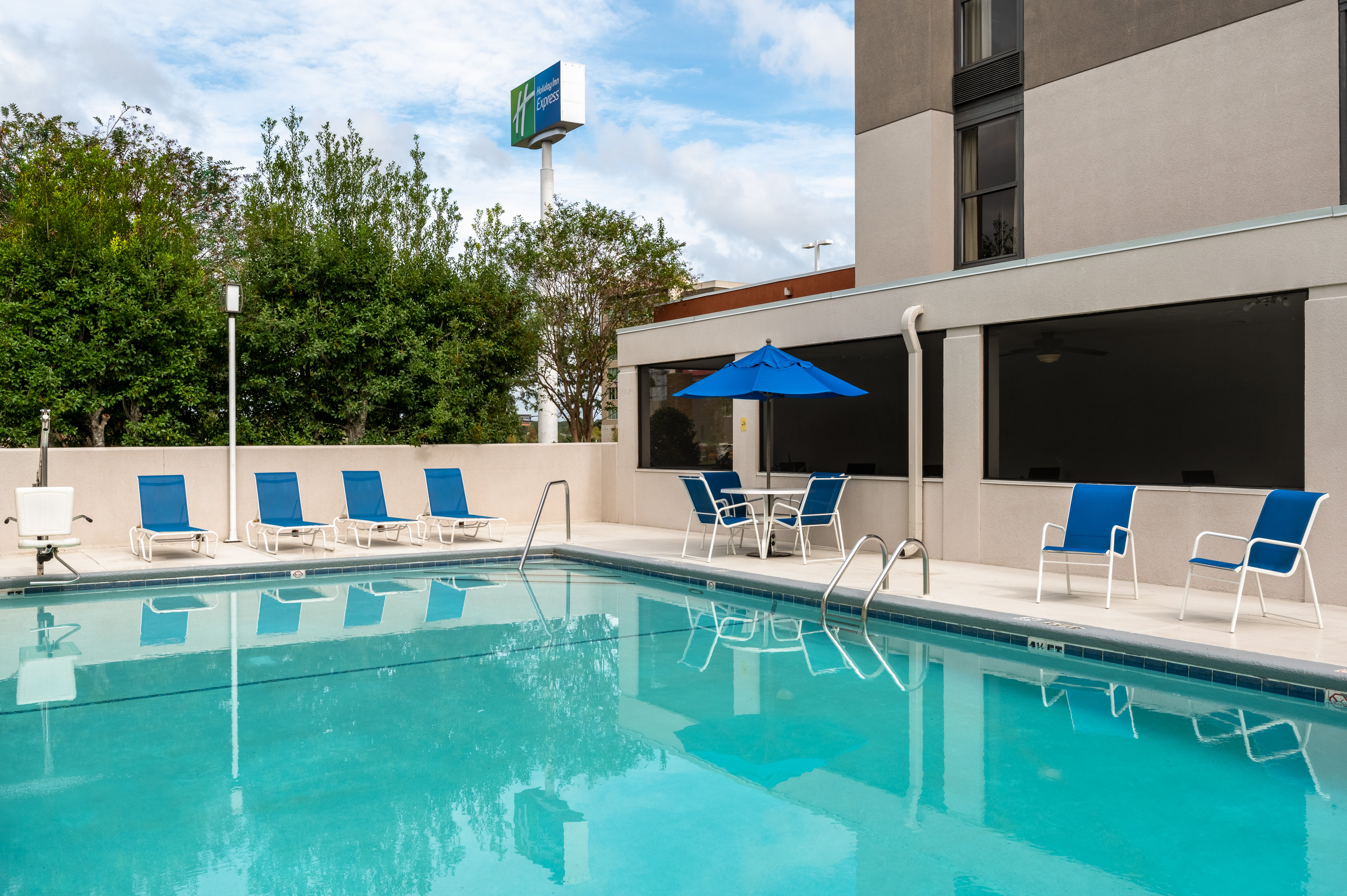 holiday inn express tallahassee i 10 e by ihg