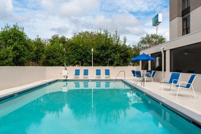 holiday inn express tallahassee i 10 e by ihg