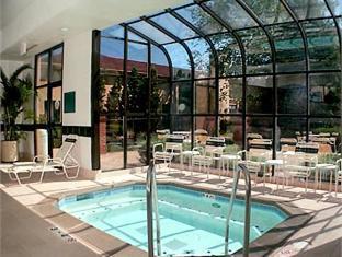 courtyard by marriott des moines west clive