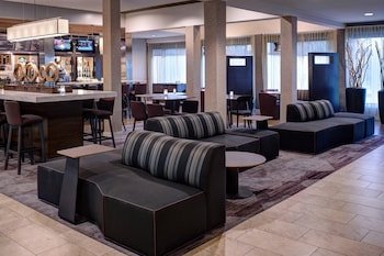 courtyard by marriott des moines west clive