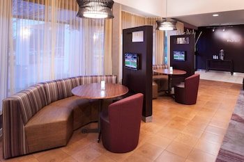 courtyard by marriott des moines west clive
