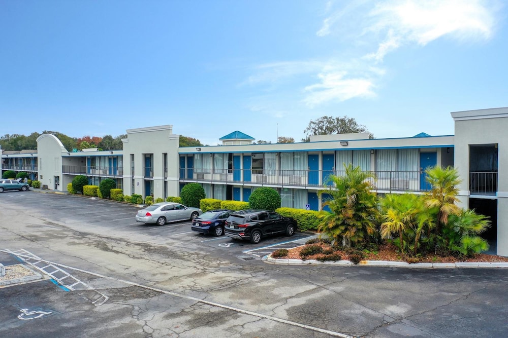 stayable lakeland
